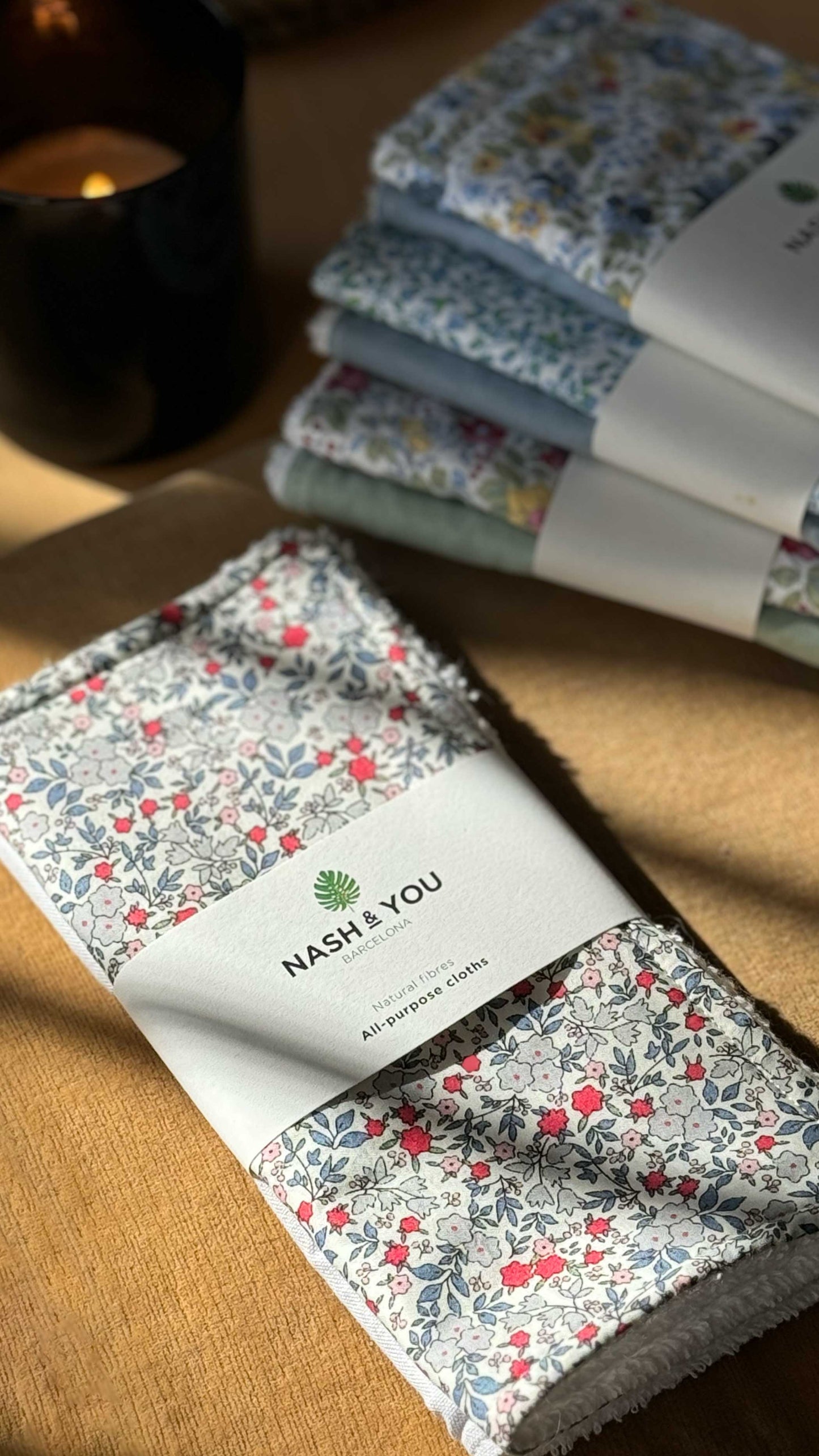 Tovalloletes multiús